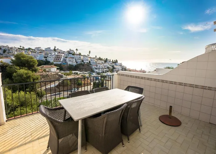 Hacienda 19 Menyber * Nerja