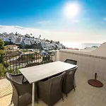 Hacienda 19 Menyber * Nerja