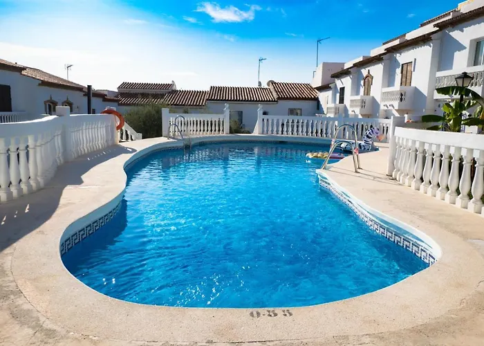 Апартаменты Hacienda 19 Menyber Нерха